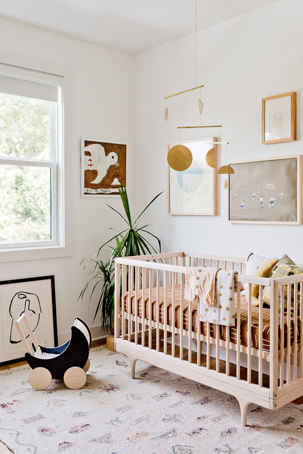 hayes-moon-gender-neutral-nursery.jpg