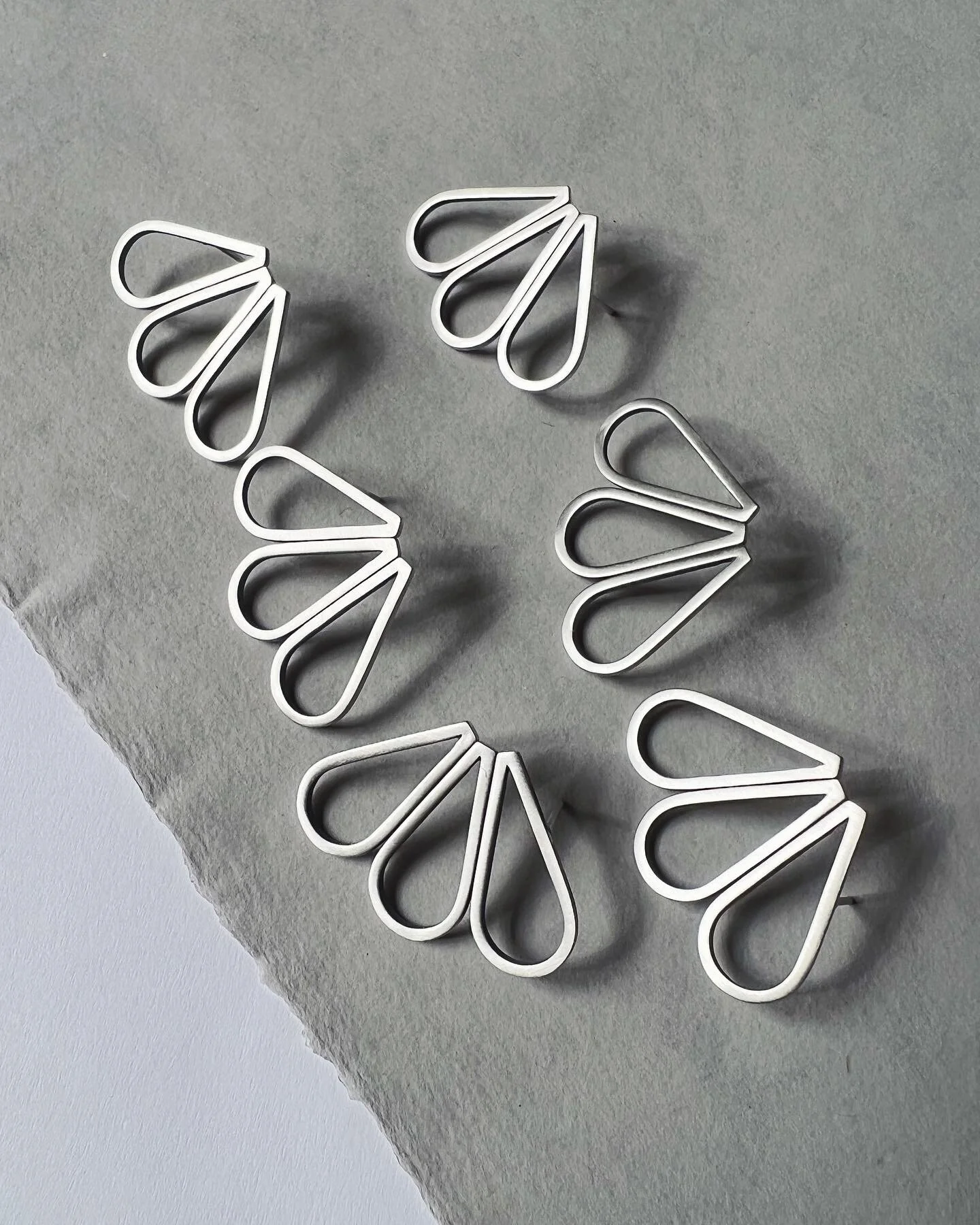 E8BE71BC-6E81-463E-9299-1783644CE650