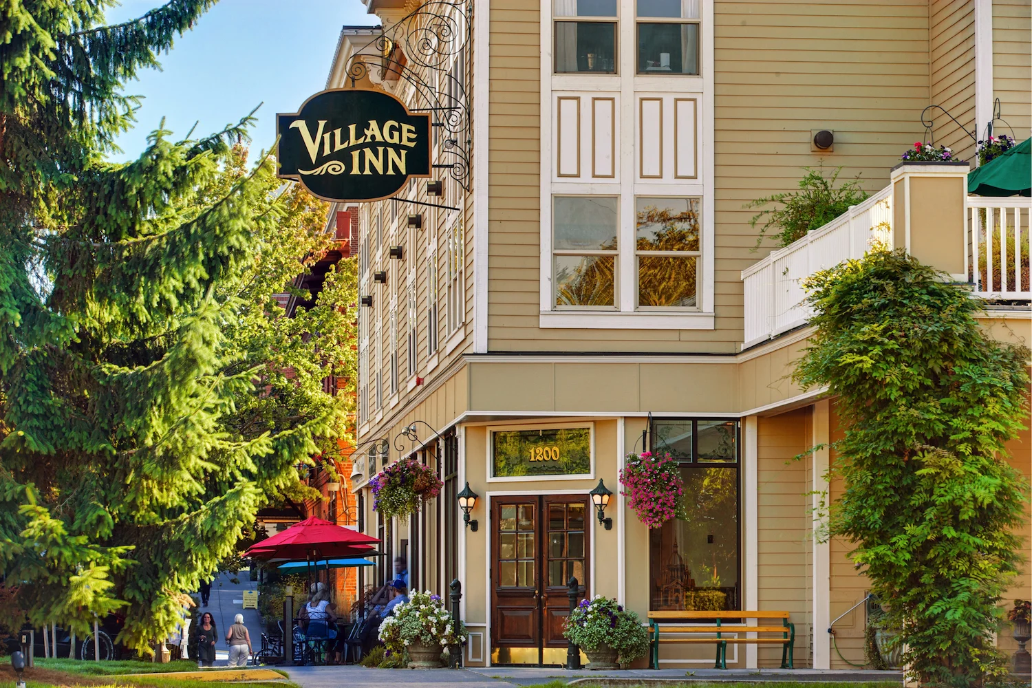 Fairhaven Village Inn