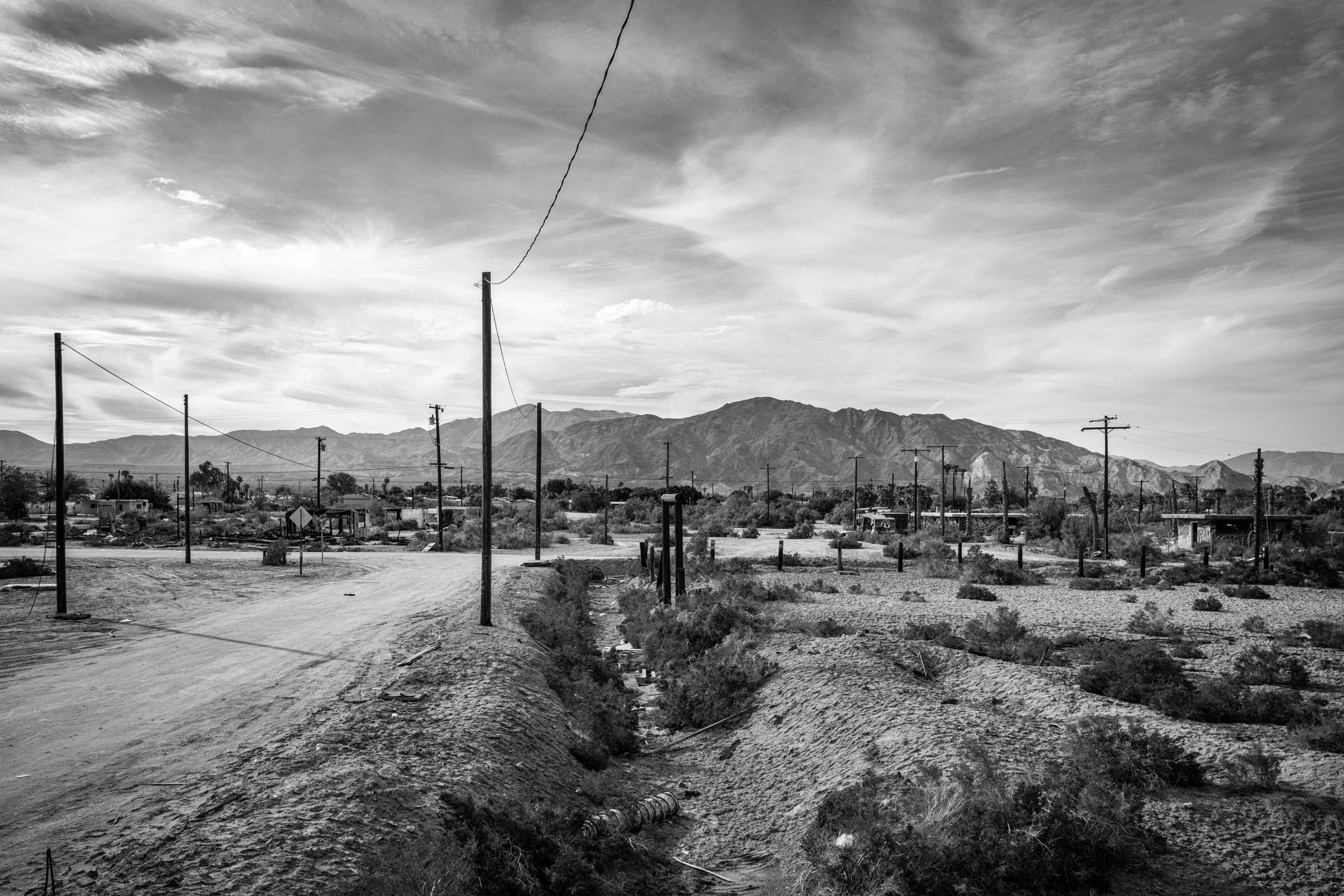 Salton Sea Beach. 1/240 @ f8, ISO 200.