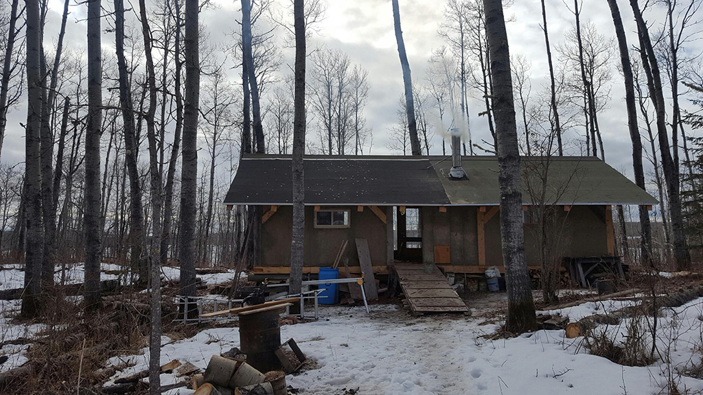 Straw-bale and timber frame studio | 2017 (photo credit: Peter von Tiesenhausen)