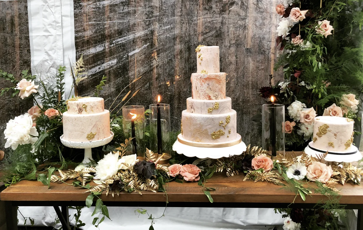 Moody romantic cake display
