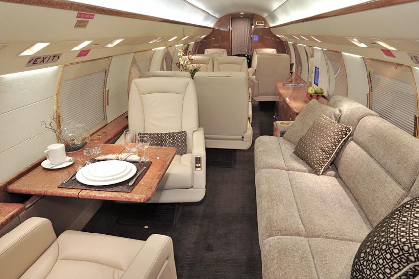 Gulfstream-GIV-PrivateFly-AA9813.jpg