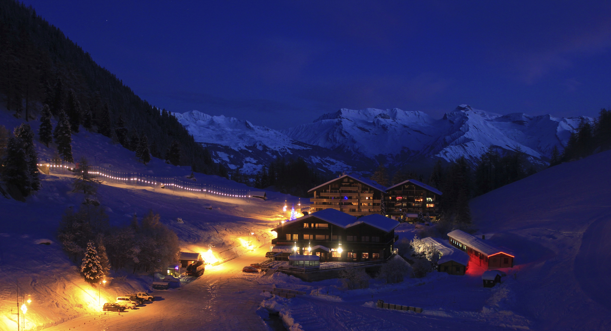 nendaz-at-night.jpg