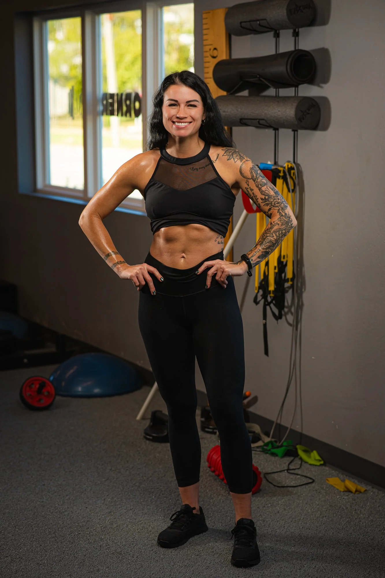 Mandie WEB SIZE-7405672.jpg