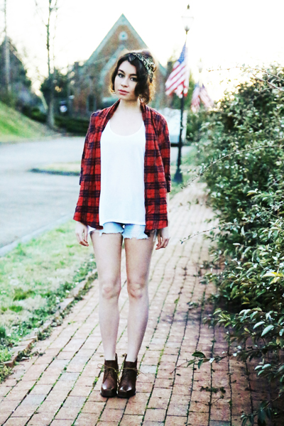 Guess Jeans_Boyfriend High Low Tank_alaLadywolf_whitney s Williams_flannel_vintage