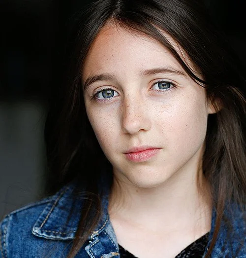 ELLE MARGARET VAN DORPE 2.jpg