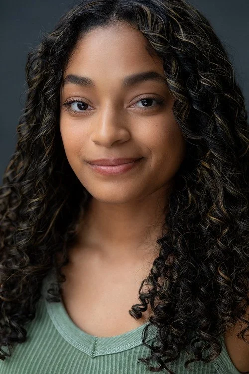SELENA ROBINSON 2.jpg