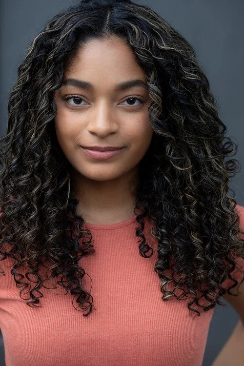 SELENA ROBINSON 1.jpg