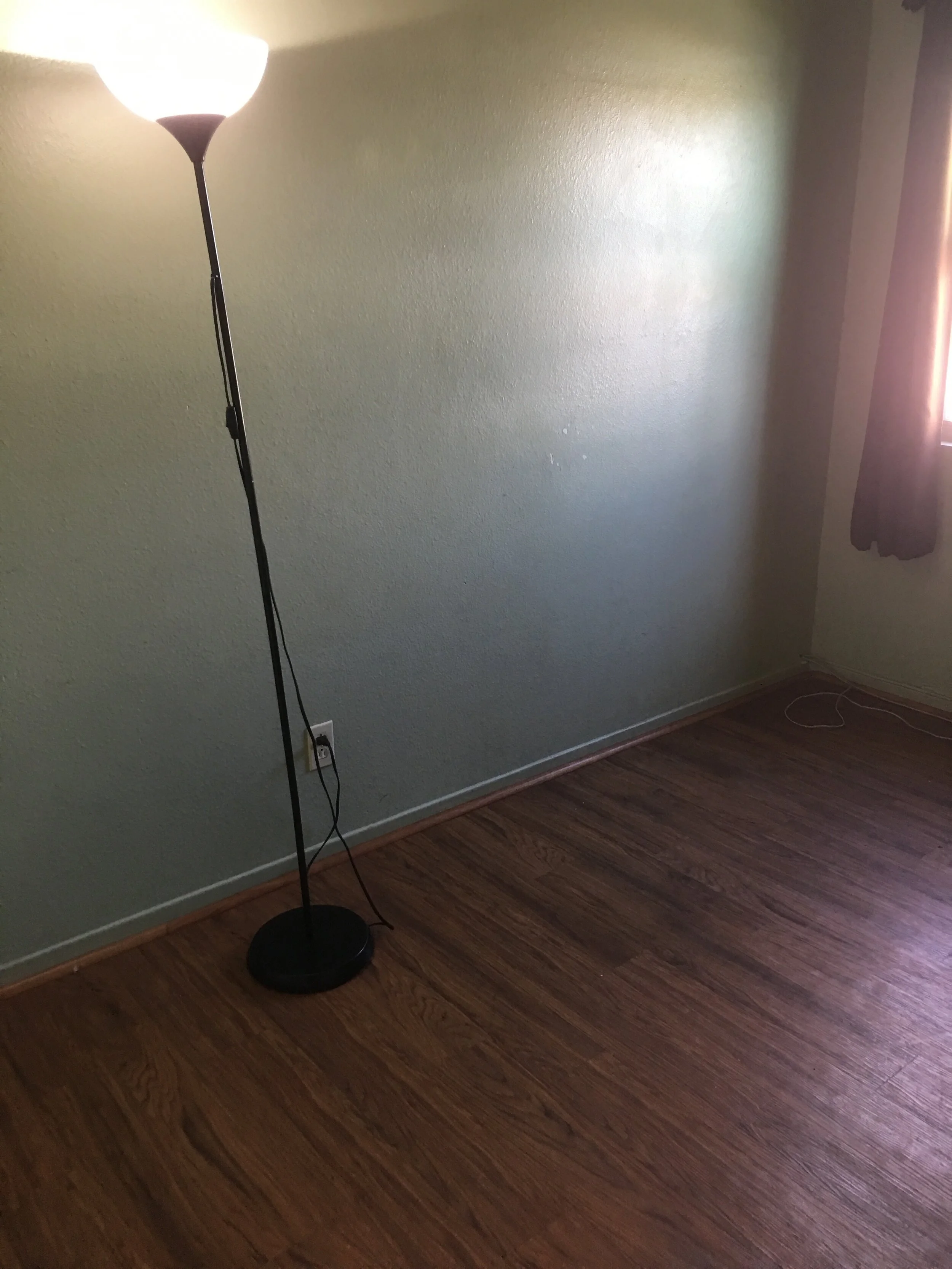 A Canvas to Create a One-of-a-Kind Reading Area