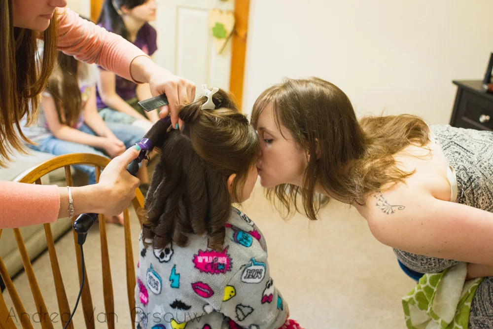 mother_daughter_wedding_hair.jpg