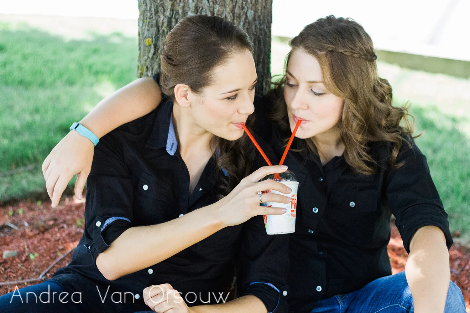 slurpee_sharing_brides.jpg