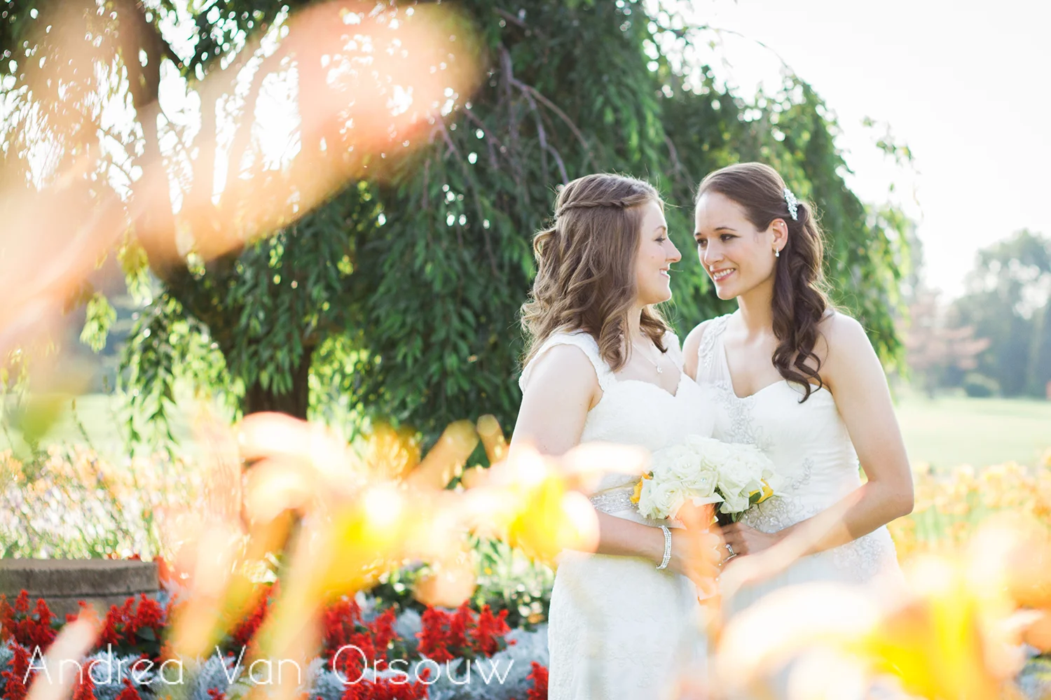 flowers_colors_happy_newlyweds.jpg