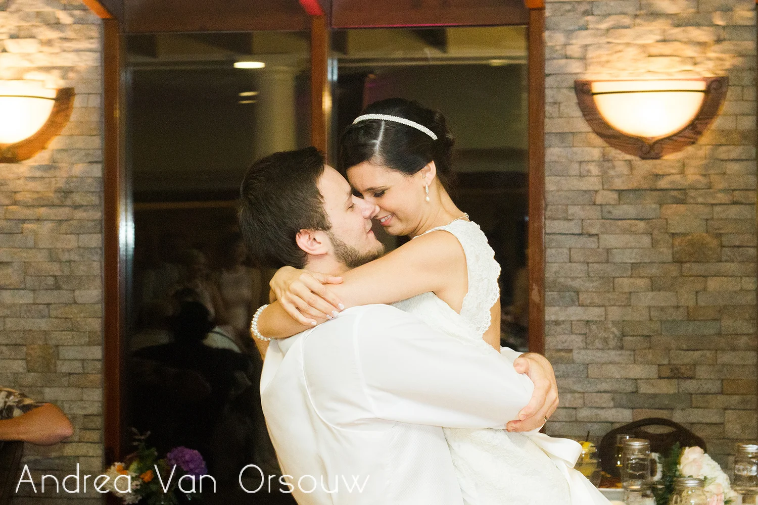 groom_bride_dance.jpg