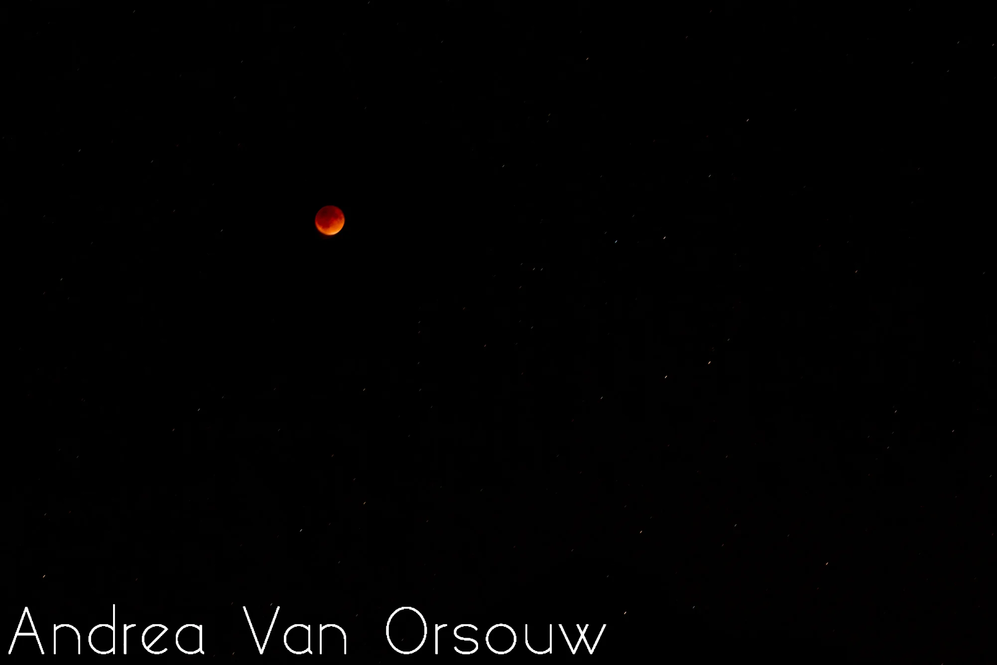 supermoon_eclipse_stars.jpg