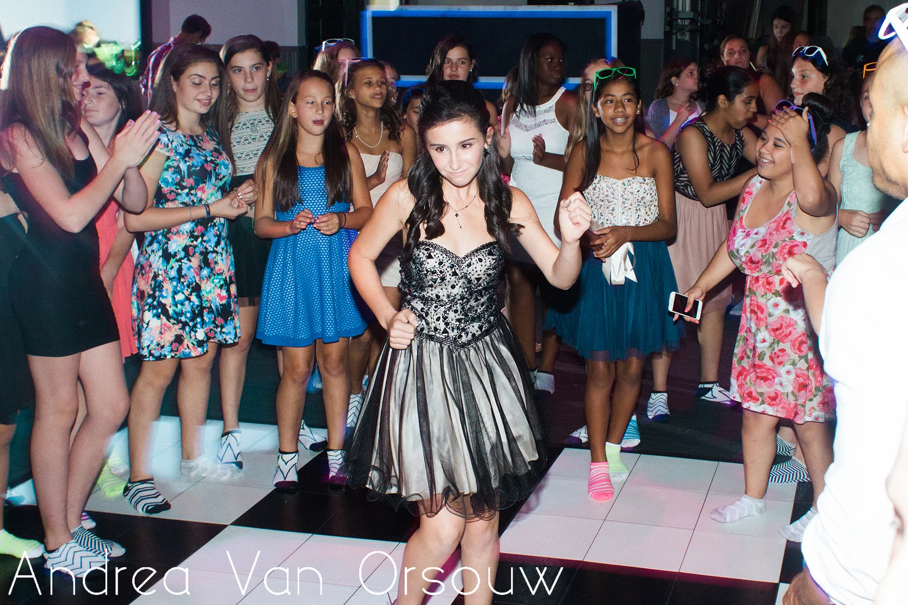bat_mitzvah_dancing.jpg