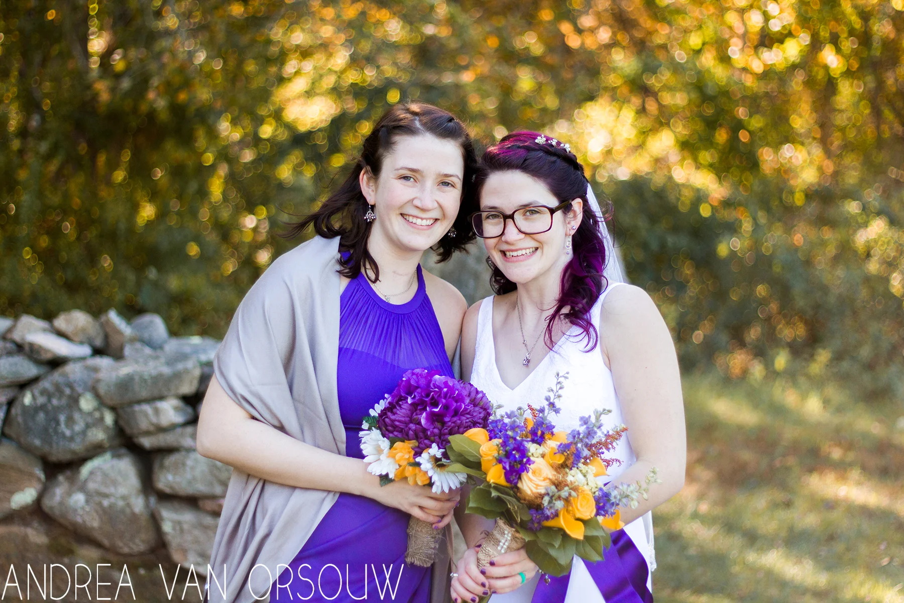 sisters_at_wedding.jpg