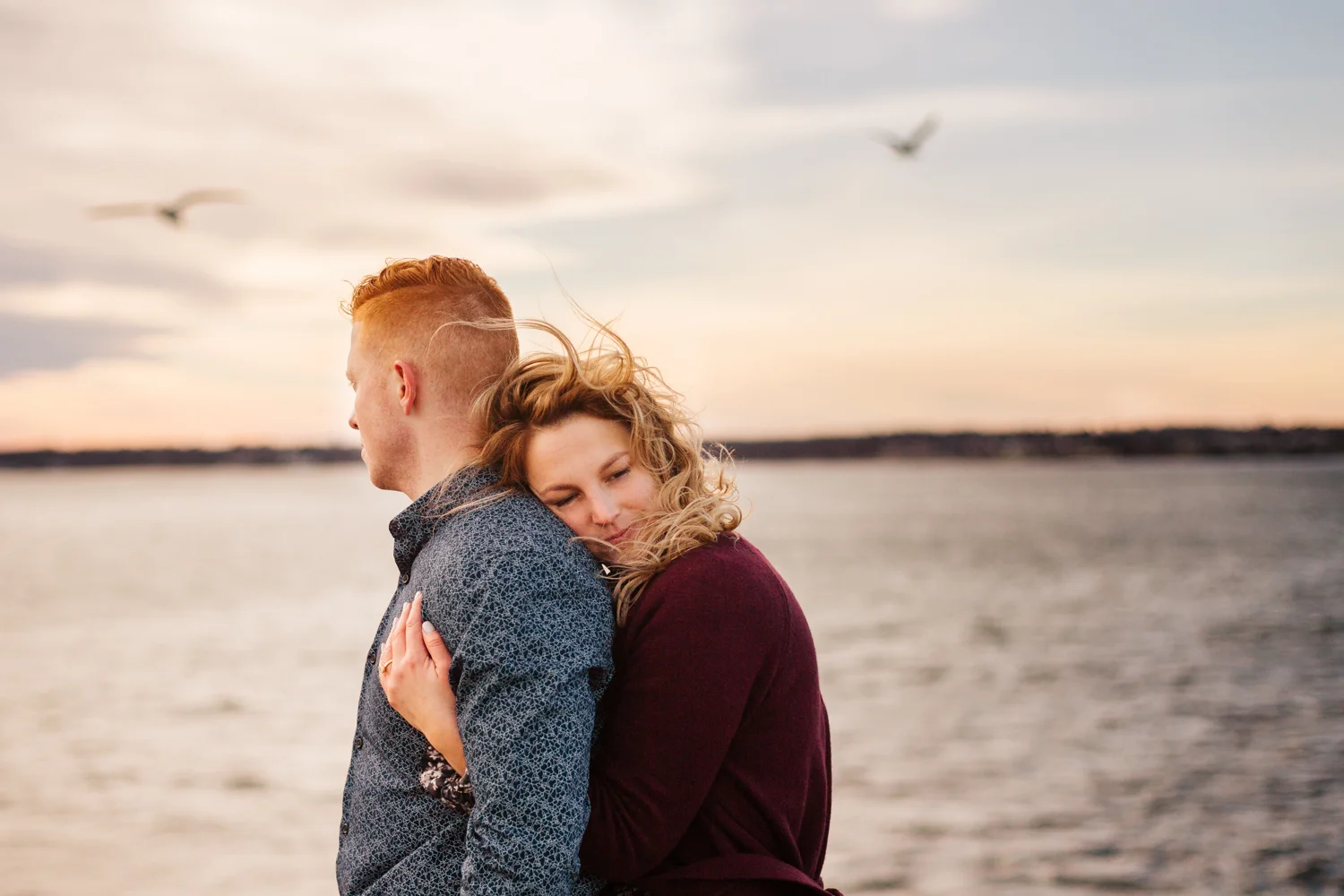 beach-engagement-session-newport-rhode-island-beavertail-boston-wedding-photographer.jpg