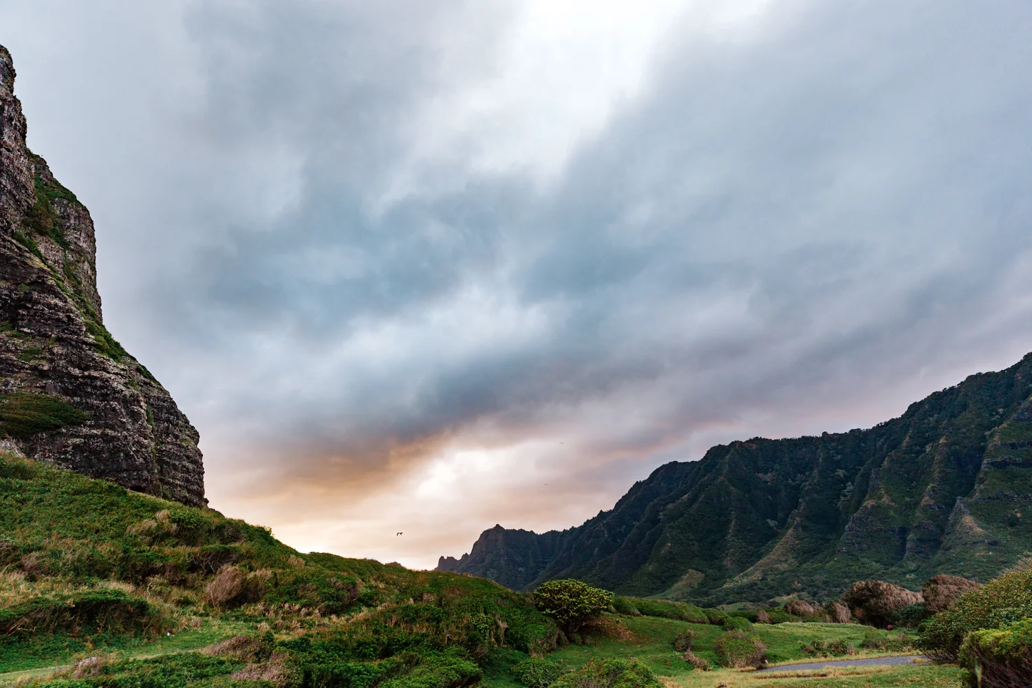 hawaii-sunset-travel-photography-honolulu-wedding-photographer.jpg