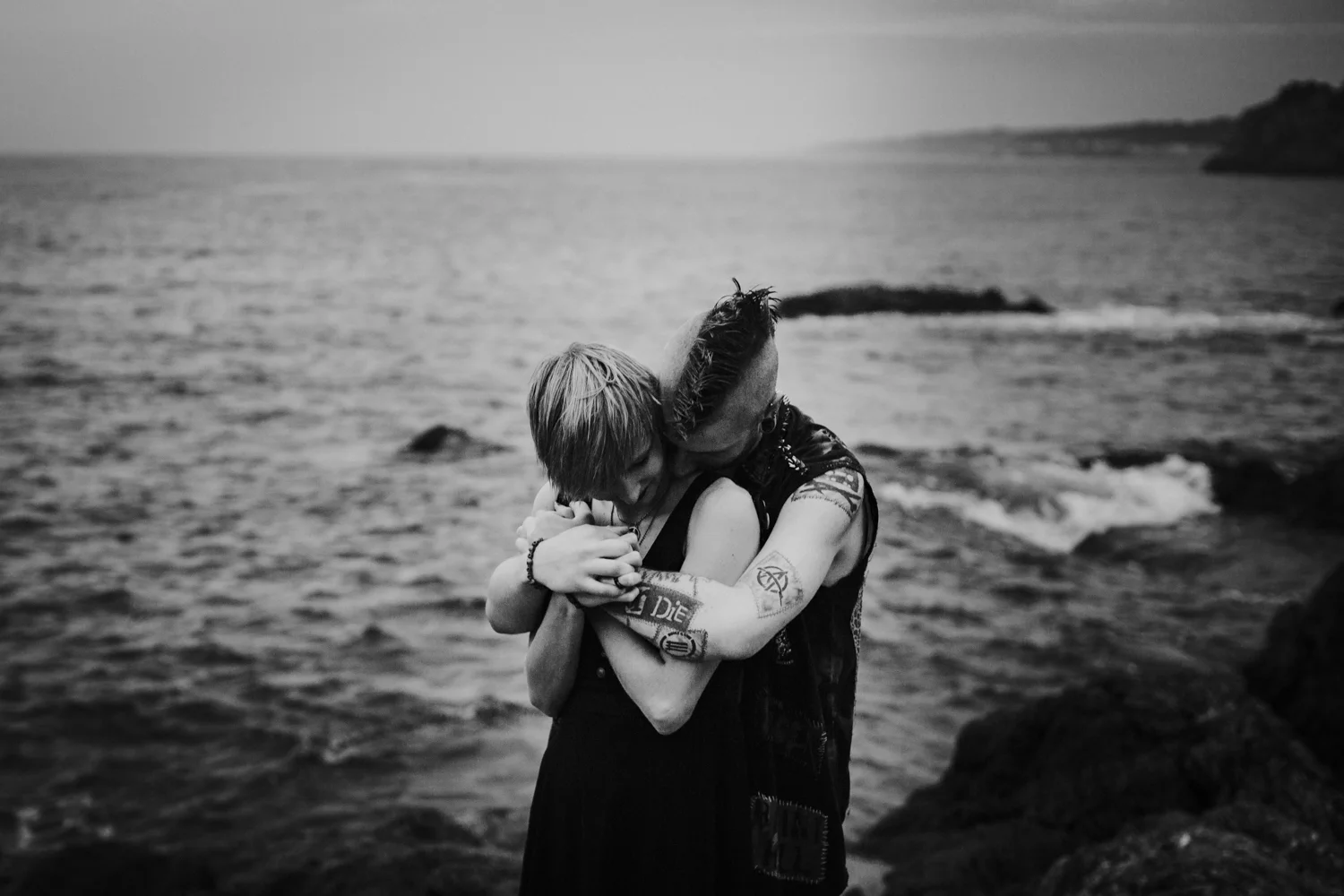 punk-engagement-session-new-england-wedding-adventure-jamestown-rhode-island.jpg