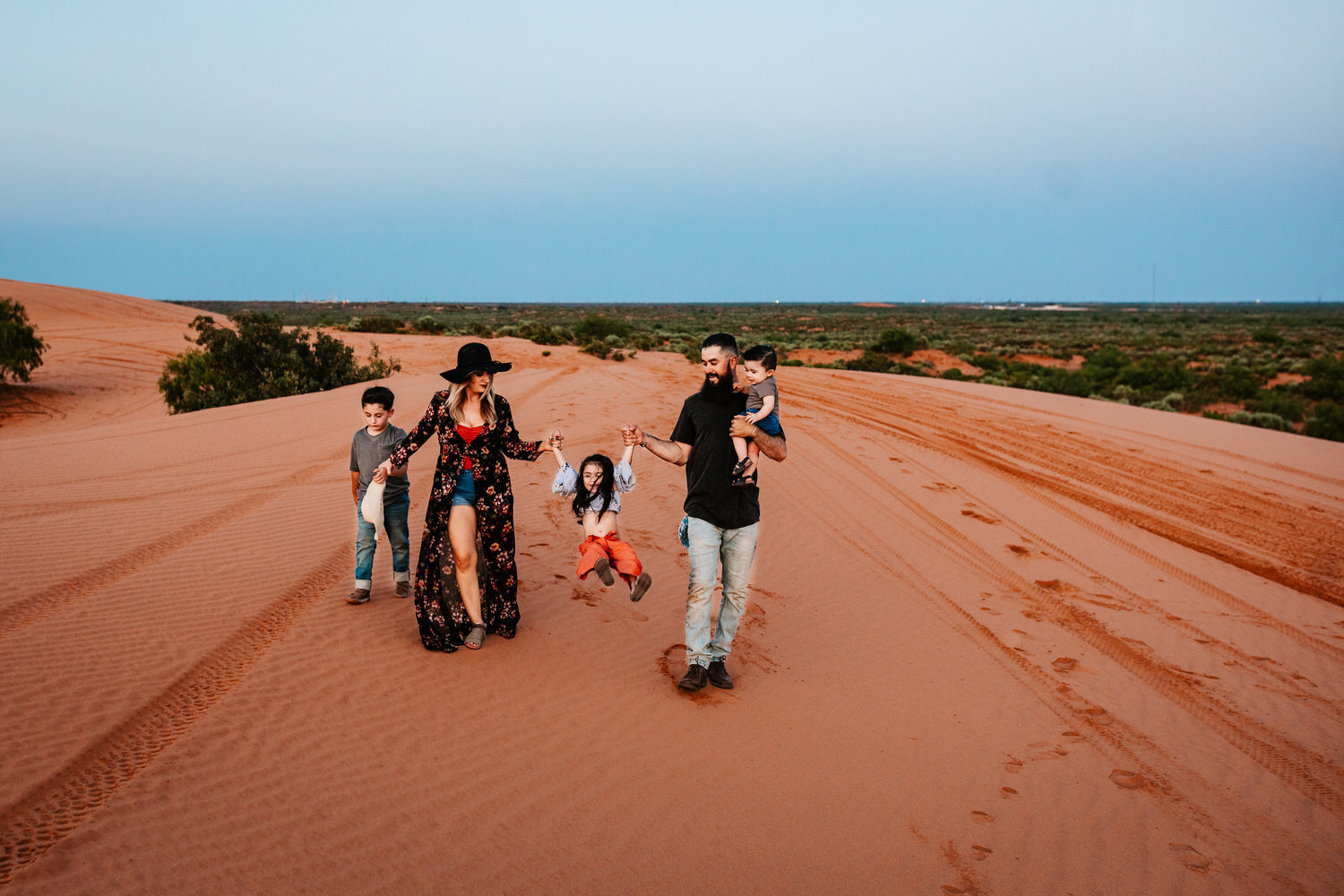 carlsbad-sand-dunes-family-photographer-new-mexico-andrea-van-orsouw-photography 2.jpg
