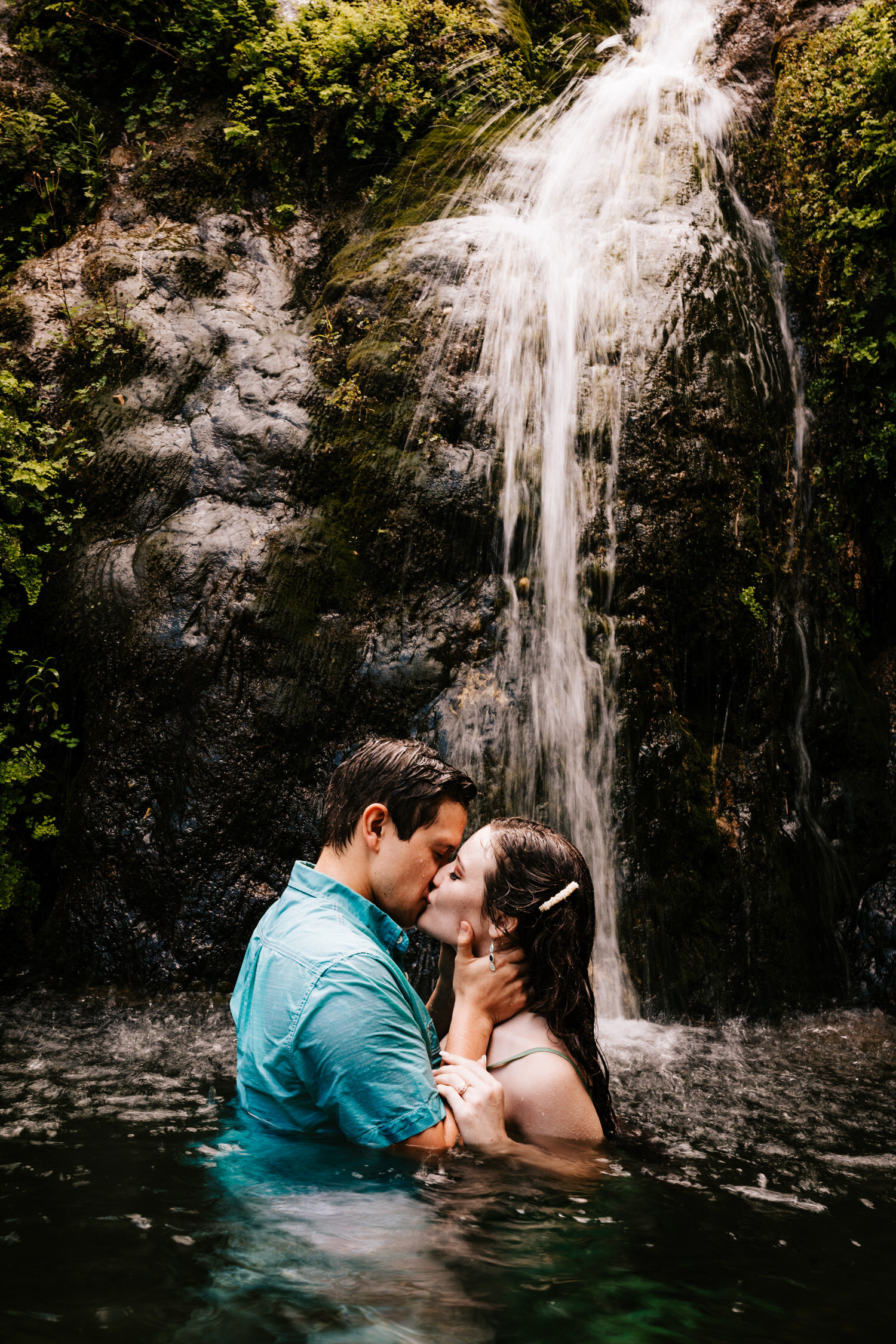 engagement-photographer-andrea-van-orsouw-photography-wedding-new-mexico-sitting-bull-falls2.jpg