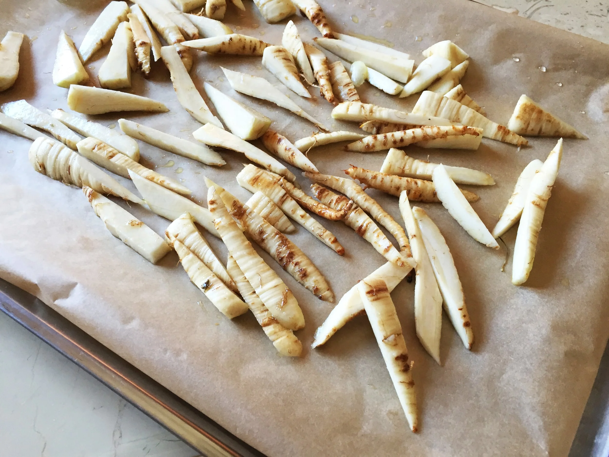 parsleyroot.jpg