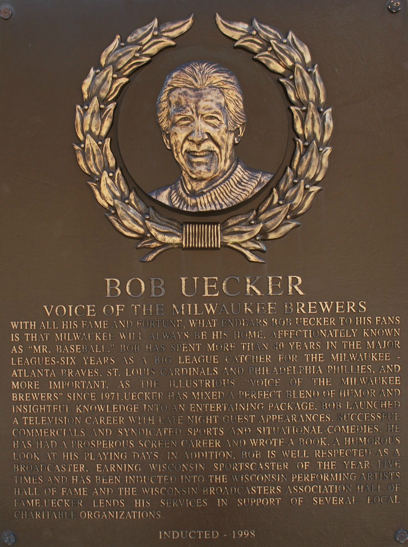 Wisconsin Athletic Hall of Fame-Bob Uecker