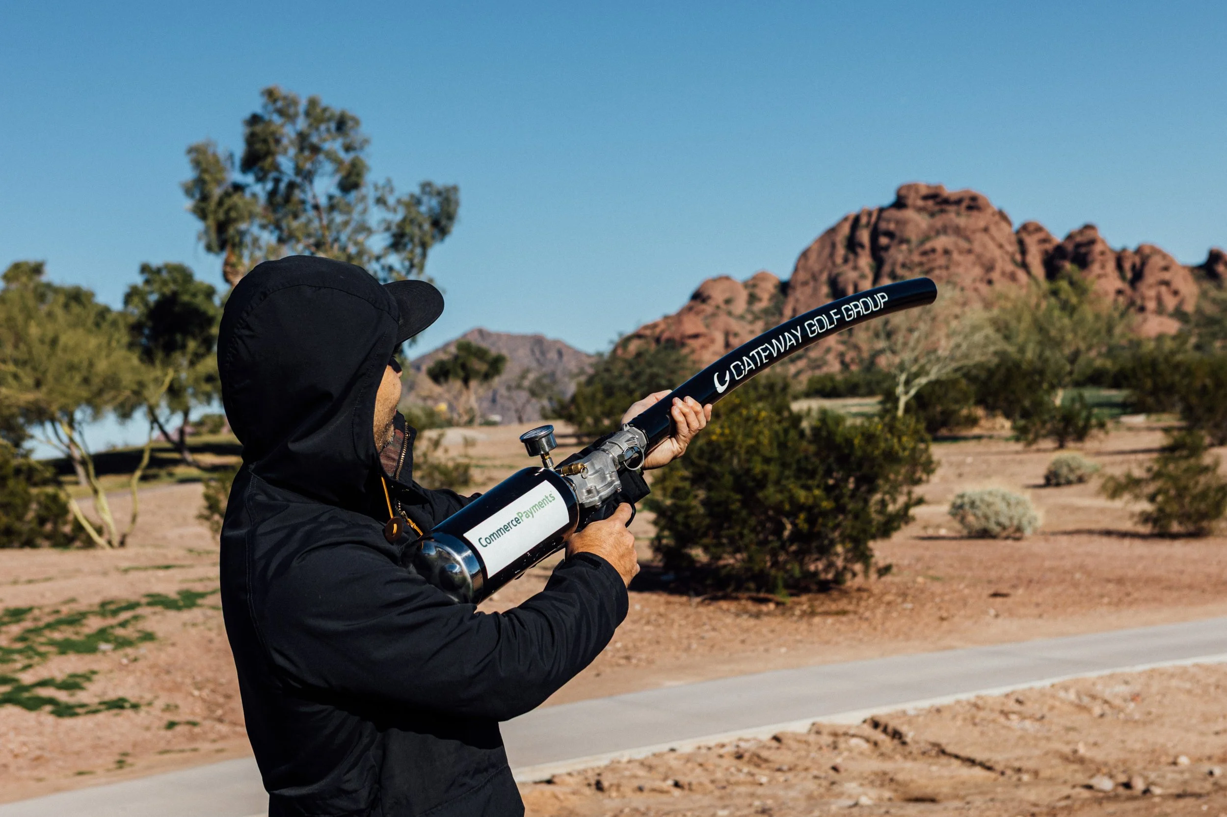 December 4
 

 Photo: Nick De Hodge 