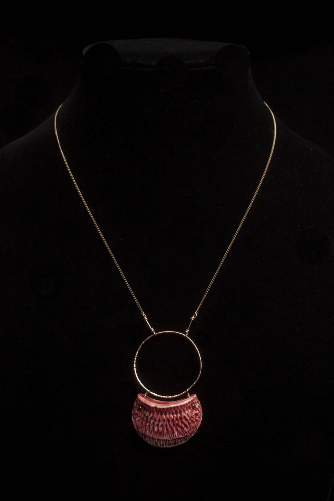 red-1.dakota.necklace.2.jpg