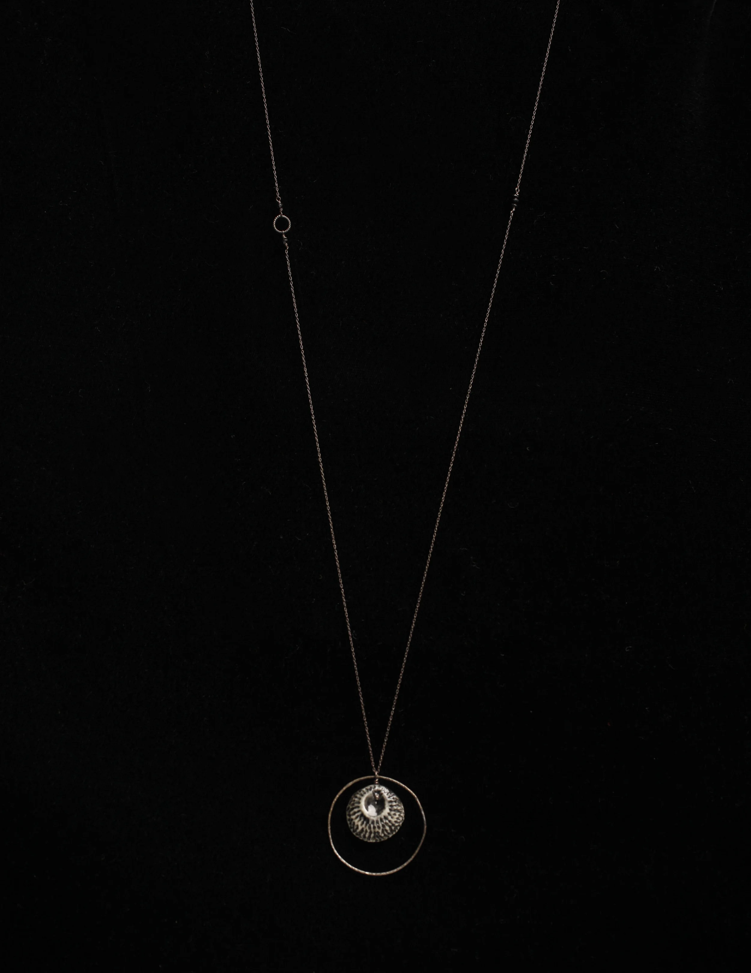 rnd.black.necklace.2.jpg