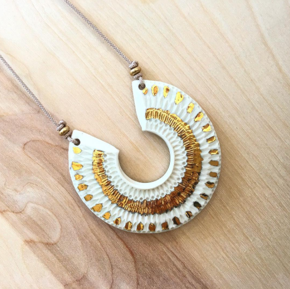 14K GOLD LUSTER PORCELAIN ON SILK/NYLON CORD