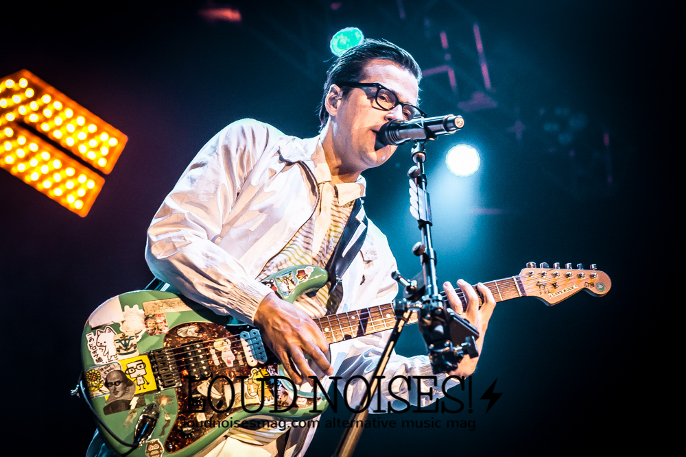 weezer apr 2016-5.JPG