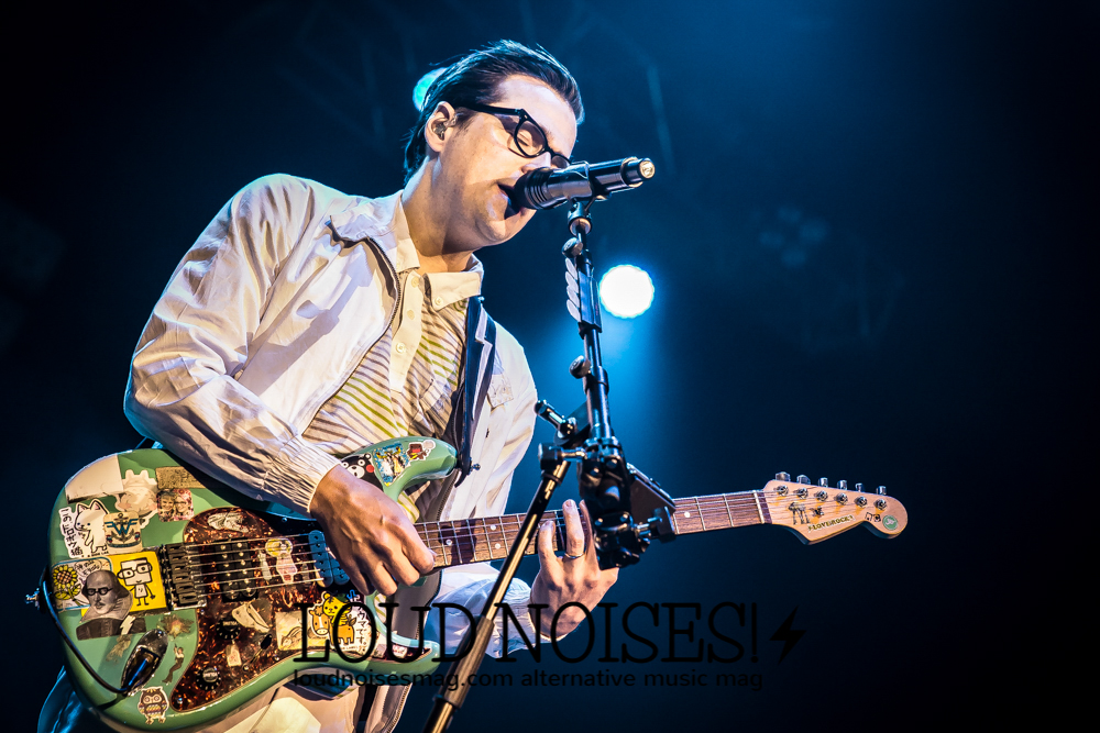 weezer apr 2016-8.JPG