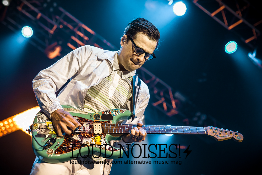 weezer apr 2016-31.JPG