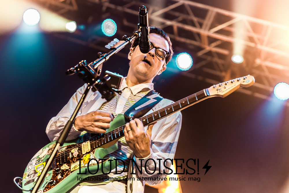 weezer apr 2016-32.JPG