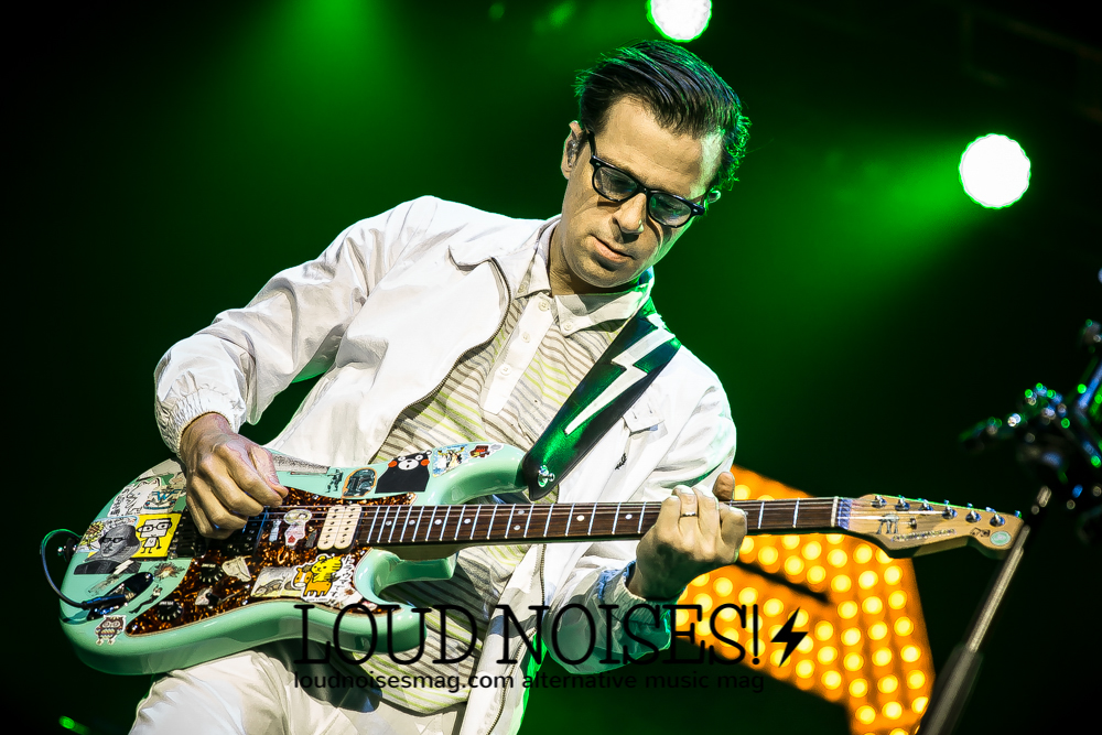 weezer apr 2016-36.JPG