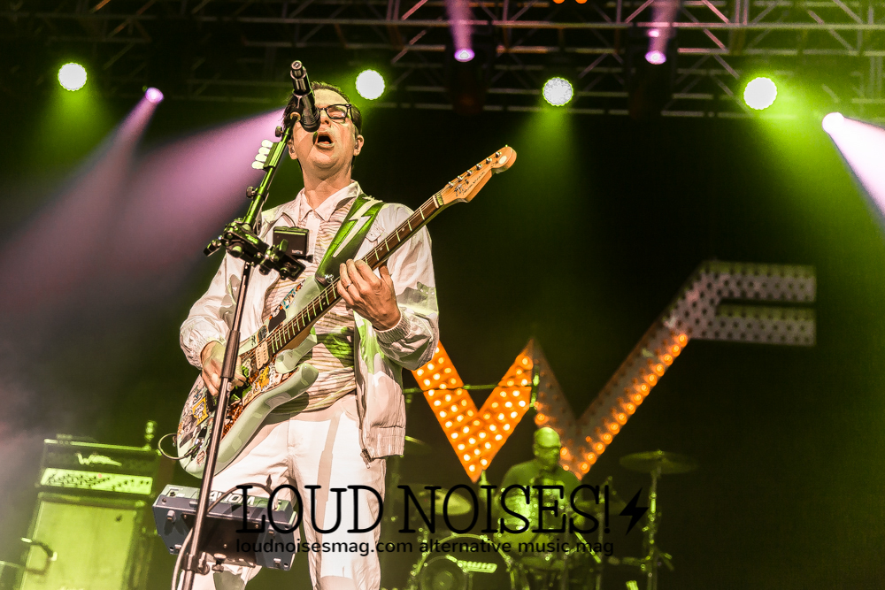 weezer apr 2016-45.JPG