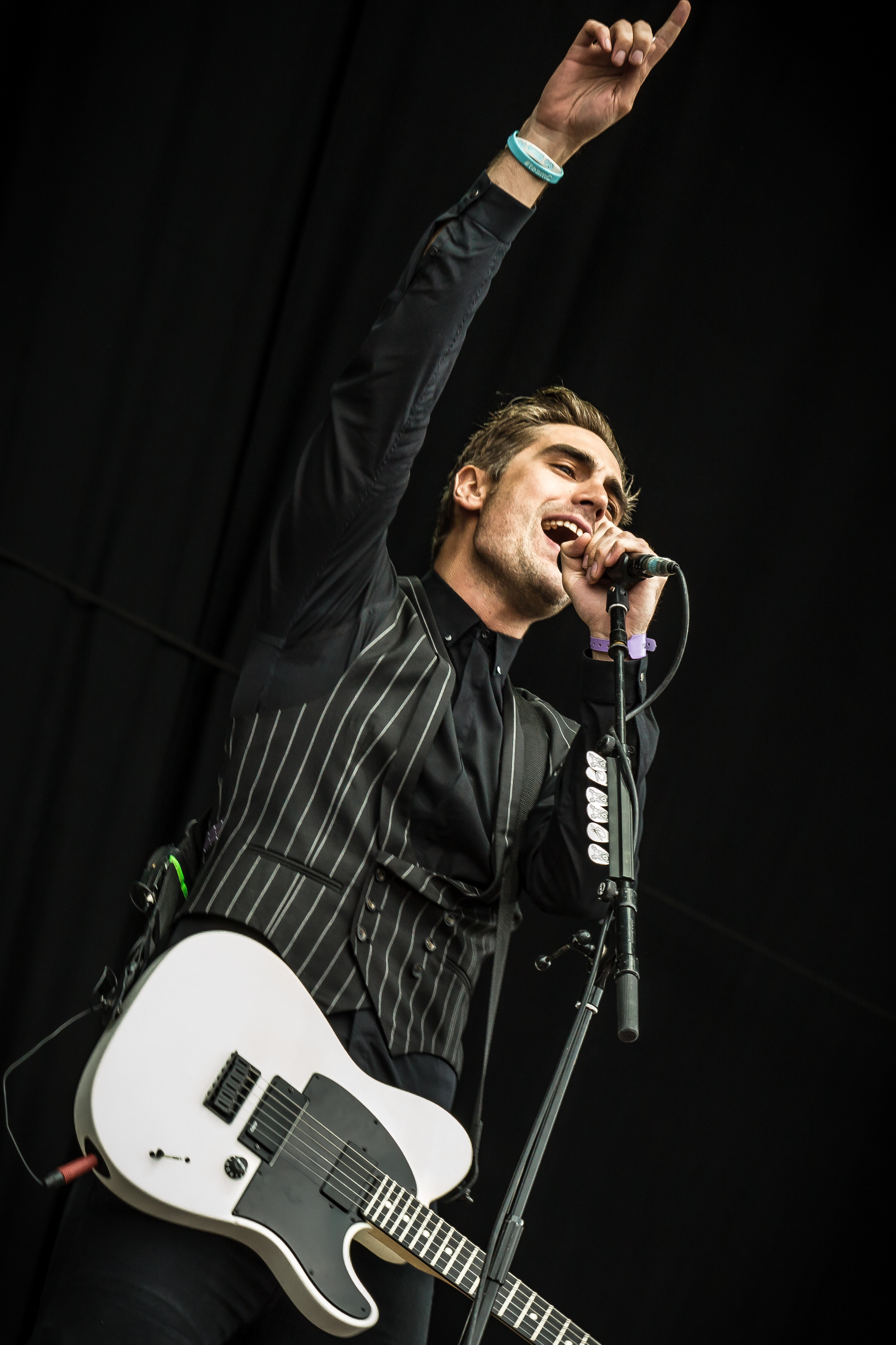 busted main stage fri-3.JPG