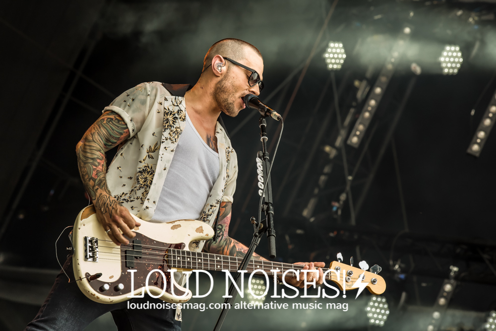 busted main stage fri-8.JPG
