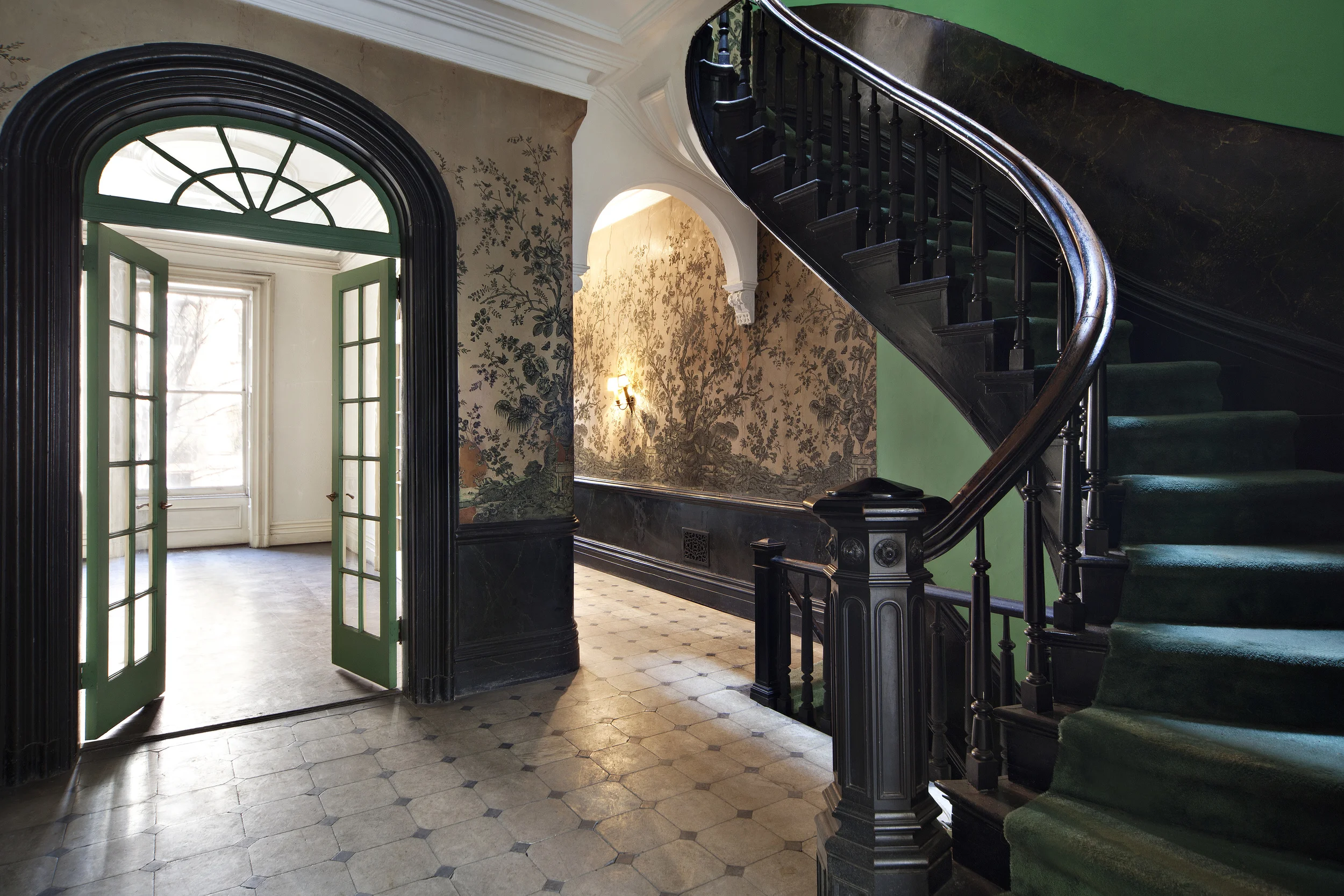 152E71-STAIRS.jpg