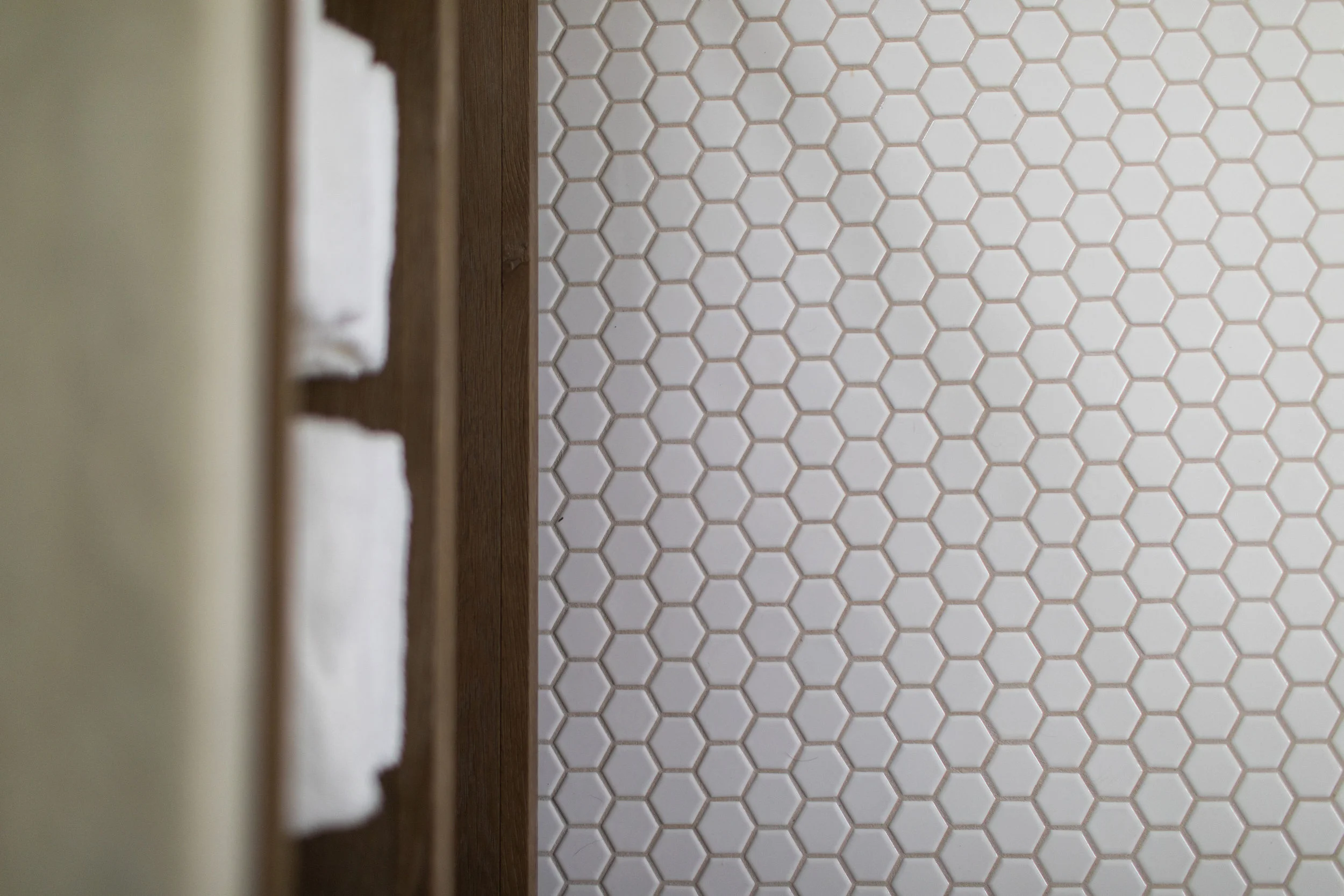 bathroom floor tile size advice