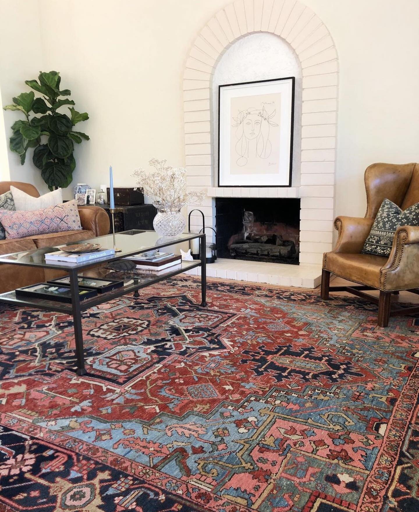 One of my absolute favorite Heriz rugs sitting picture perfect here. French blue corner beauties in this style and size are becoming extremely hard to find. Did I mention she has the softest pile? Hurry on over now to shop and claim &ldquo;Oakley&rdq