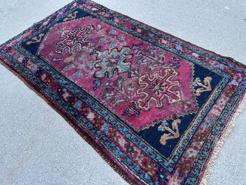 Kennedy Rose Interiors is a curated vintage rug shop offering a