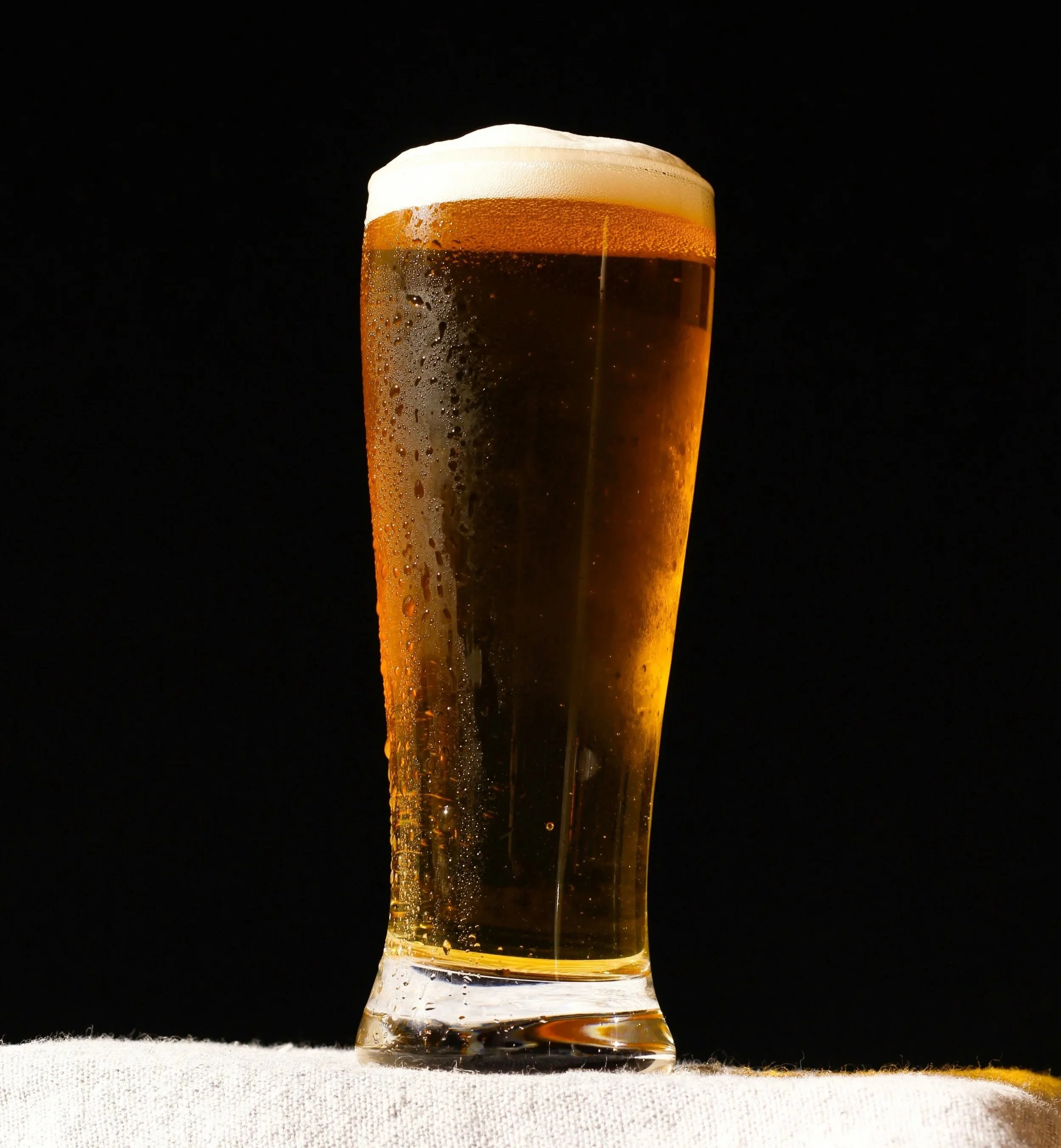 giovanna-gomes-Qy2KMPRV3X4-unsplash.jpg (Copy)