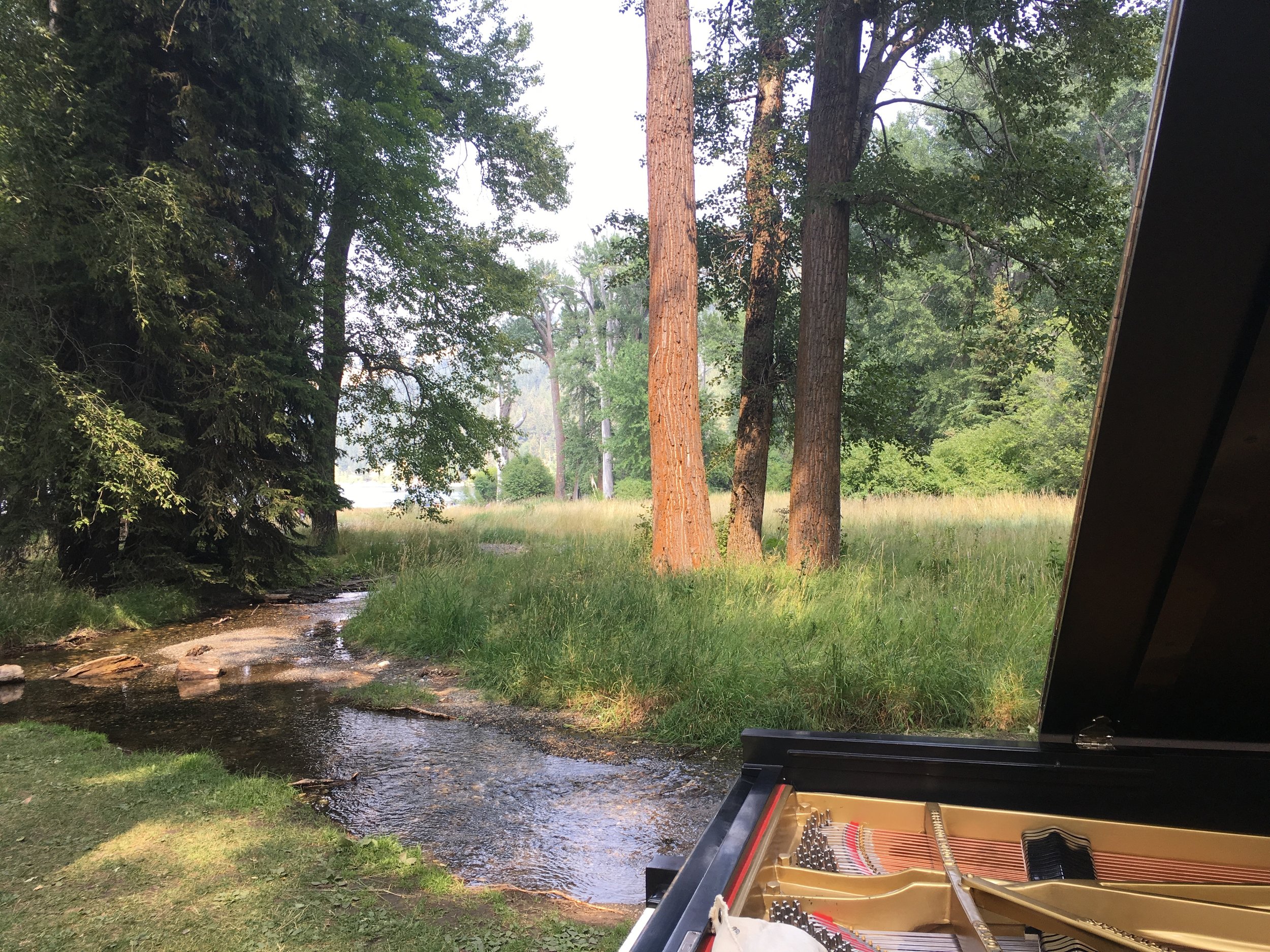 The piano’s view of the lake