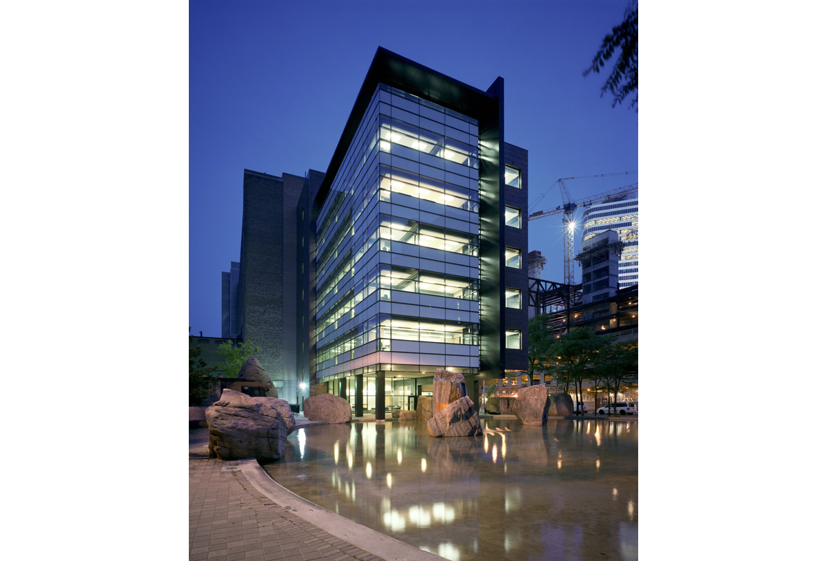 Ryerson Continuing Education Exterior 02