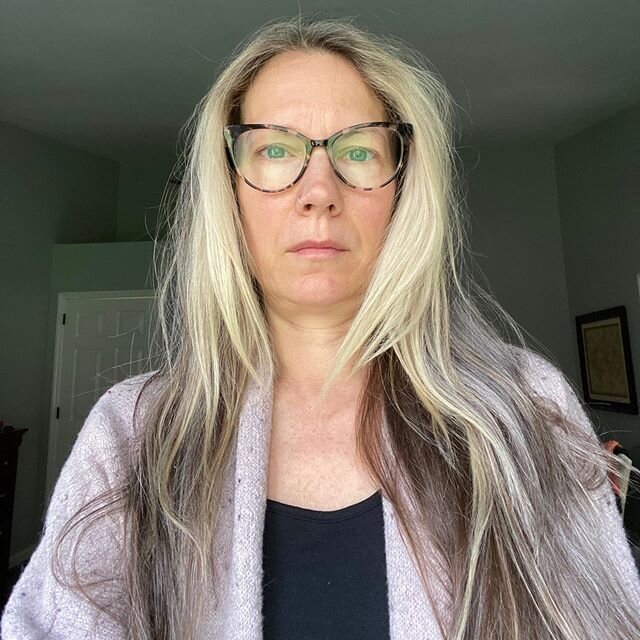In bed after 11pm. Up at 9am. I don&rsquo;t know who I am anymore. In other news, I&rsquo;ve traded my shapeless gray bathrobe for a shapeless pinkish tan sweater (so glad I bought that AND the tan sweater exactly like it a few months ago). Pairs nic