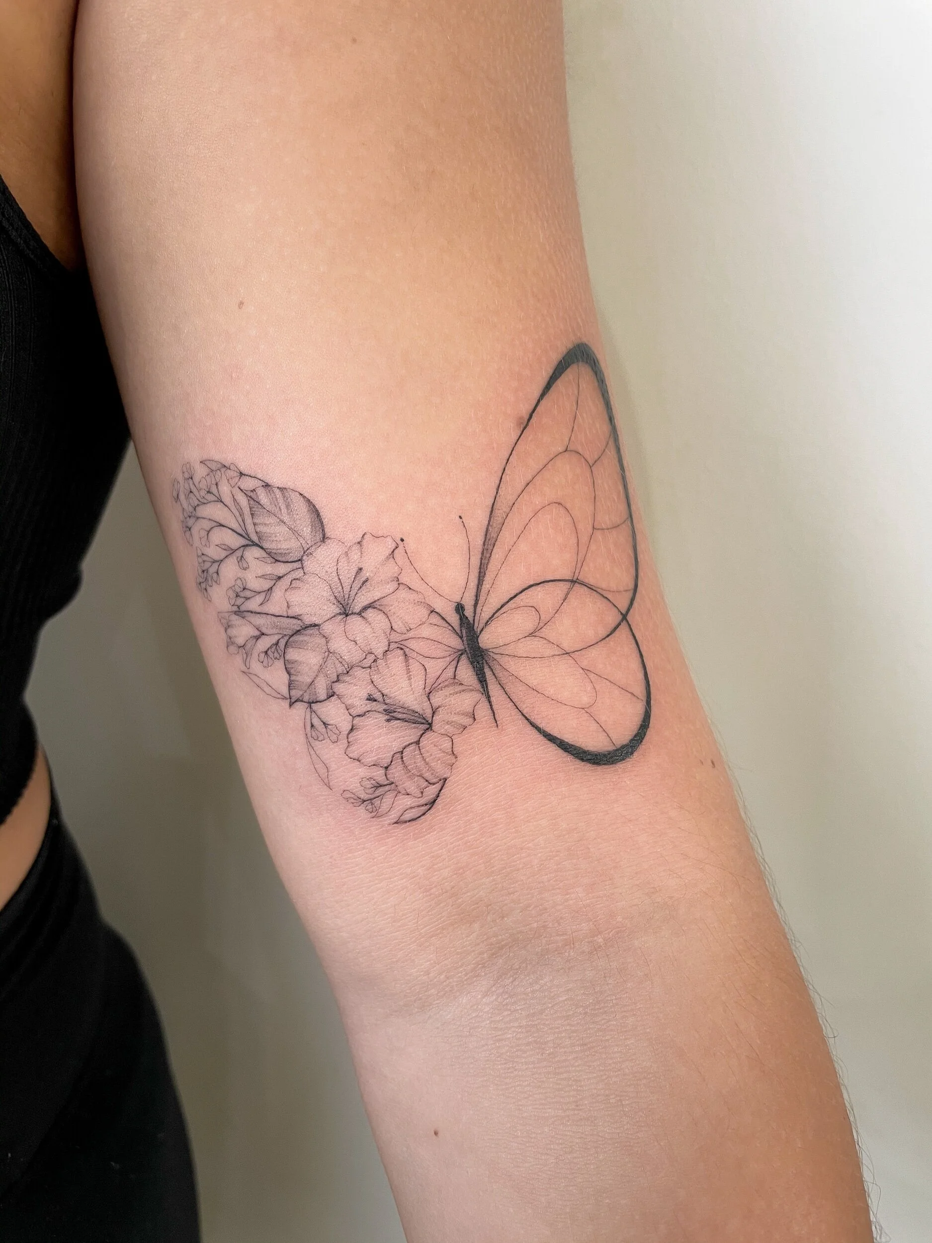 1C4EAB63-3CE1-47D4-B48F-68E5A93E5DC1