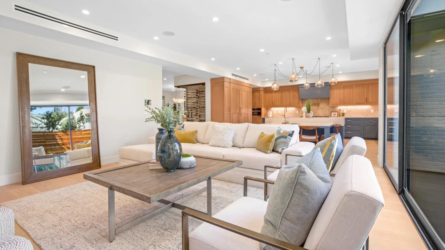 Family+Room+3.jpg